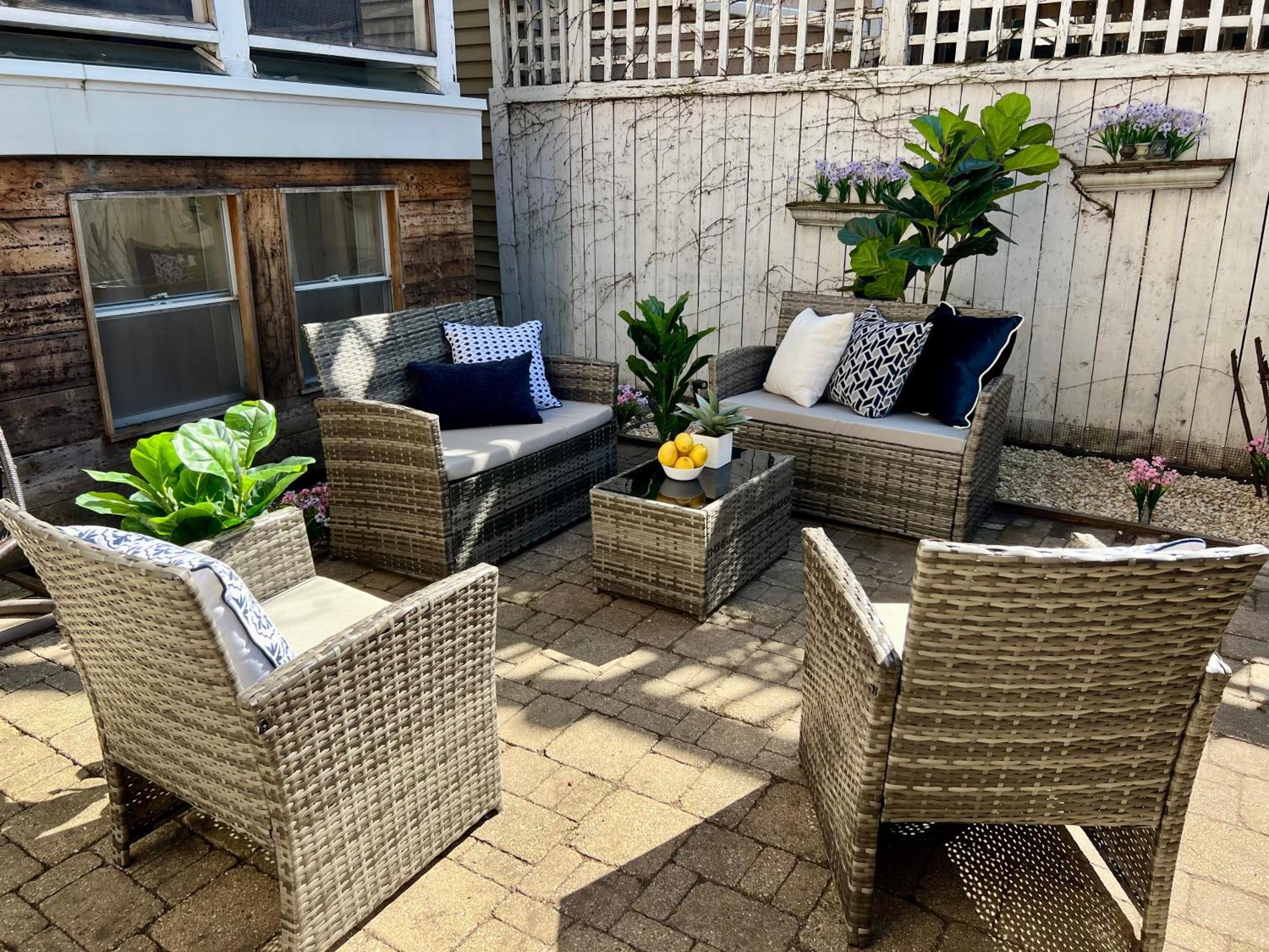3 Bedroom Spacious Home In Ideal Location W Free Parking Back Yard Pets Welcome Chicago Eksteriør billede